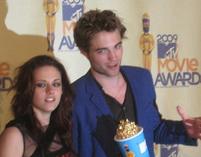 Kristen Stewart i Robert Pattinson chcą zniknąć