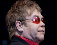 Elton John jest ojcem