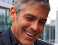 George Clooney na bunga-bunga?