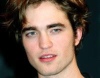 Robert Pattinson ostrzega nastolatków