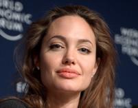 Angelina Jolie w roli Kleopatry